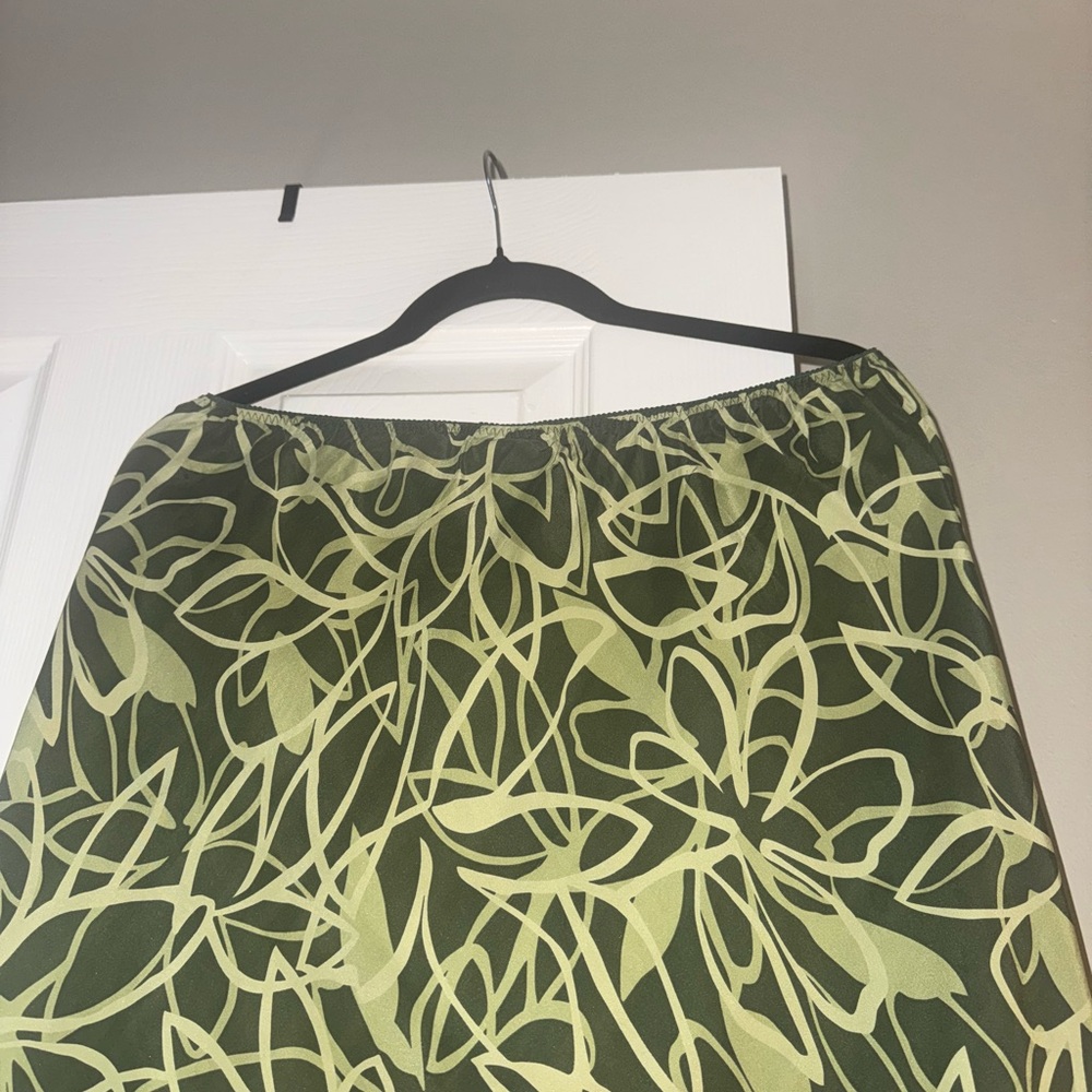 Amanda Smith Green Leaf Pattern A-Line Slip Skirt - image 8